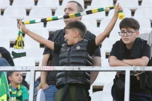 Φωτορεπορτάζ/Οι ΑΕΚτζήδες στο "Παρτιζάνα"
