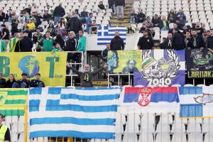 Φωτορεπορτάζ/Οι ΑΕΚτζήδες στο "Παρτιζάνα"