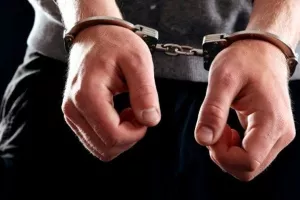 Σύλληψη γνωστού TikToker/Εκβίαζε επιχειρηματίες και επιτέθηκε σε αστυνομικούς