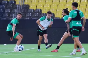 (Φώτος) Η Ομόνοια στην "ΟΠΑΠ ΑΡΕΝΑ"