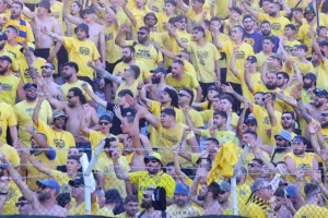 Το Kerkida στην ανοιχτή προπόνηση της ΑΕΛ (Φώτος)