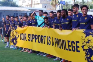 Το Kerkida στην ανοιχτή προπόνηση της ΑΕΛ (Φώτος)