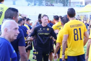 Το Kerkida στην ανοιχτή προπόνηση της ΑΕΛ (Φώτος)