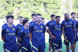 Το Kerkida στην ανοιχτή προπόνηση της ΑΕΛ (Φώτος)