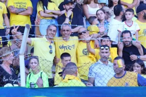 Το Kerkida στην ανοιχτή προπόνηση της ΑΕΛ (Φώτος)