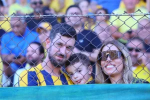 Το Kerkida στην ανοιχτή προπόνηση της ΑΕΛ (Φώτος)