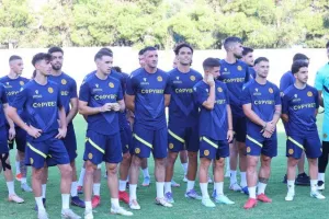 Το Kerkida στην ανοιχτή προπόνηση της ΑΕΛ (Φώτος)