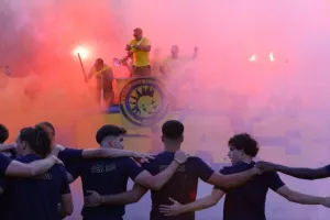 Το Kerkida στην ανοιχτή προπόνηση της ΑΕΛ (Φώτος)