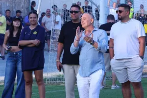 Το Kerkida στην ανοιχτή προπόνηση της ΑΕΛ (Φώτος)