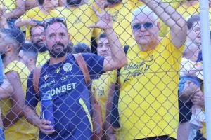 Το Kerkida στην ανοιχτή προπόνηση της ΑΕΛ (Φώτος)