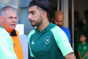 Άρης- Puskás Akadémia: Στο…φινάλε διόρθωσε κάπως το μπλακ-άουτ!  (Φώτος)