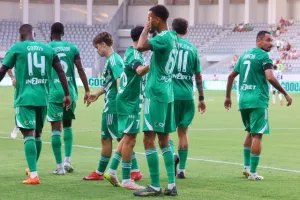 Άρης- Puskás Akadémia: Στο…φινάλε διόρθωσε κάπως το μπλακ-άουτ!  (Φώτος)