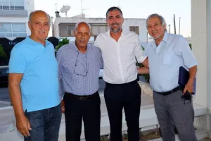 (ΦΩΤΟΣ kerkida) Η ΕΝΠ τίμησε τον ΣΠΟΥΔΑΙΟ Μιχάλη Κωνσταντίνου!