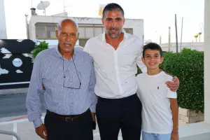 (ΦΩΤΟΣ kerkida) Η ΕΝΠ τίμησε τον ΣΠΟΥΔΑΙΟ Μιχάλη Κωνσταντίνου!