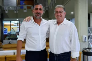 (ΦΩΤΟΣ kerkida) Η ΕΝΠ τίμησε τον ΣΠΟΥΔΑΙΟ Μιχάλη Κωνσταντίνου!