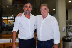 (ΦΩΤΟΣ kerkida) Η ΕΝΠ τίμησε τον ΣΠΟΥΔΑΙΟ Μιχάλη Κωνσταντίνου!