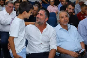 (ΦΩΤΟΣ kerkida) Η ΕΝΠ τίμησε τον ΣΠΟΥΔΑΙΟ Μιχάλη Κωνσταντίνου!
