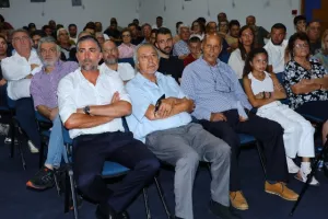 (ΦΩΤΟΣ kerkida) Η ΕΝΠ τίμησε τον ΣΠΟΥΔΑΙΟ Μιχάλη Κωνσταντίνου!