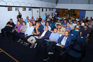 (ΦΩΤΟΣ kerkida) Η ΕΝΠ τίμησε τον ΣΠΟΥΔΑΙΟ Μιχάλη Κωνσταντίνου!