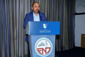 (ΦΩΤΟΣ kerkida) Η ΕΝΠ τίμησε τον ΣΠΟΥΔΑΙΟ Μιχάλη Κωνσταντίνου!