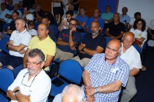 (ΦΩΤΟΣ kerkida) Η ΕΝΠ τίμησε τον ΣΠΟΥΔΑΙΟ Μιχάλη Κωνσταντίνου!