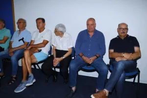(ΦΩΤΟΣ kerkida) Η ΕΝΠ τίμησε τον ΣΠΟΥΔΑΙΟ Μιχάλη Κωνσταντίνου!