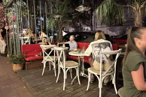 (ΦΩΤΟΣ kerkida) Η νυχτερινή ζωή στο Βελιγράδι 