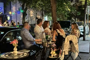 (ΦΩΤΟΣ kerkida) Η νυχτερινή ζωή στο Βελιγράδι 