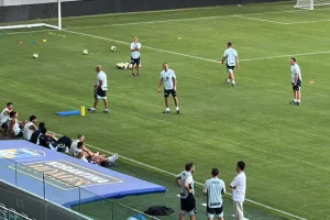 (ΦΩΤΟΣ/ΒΙΝΤΕΟ) Ολοκλήρωσε με προπόνηση στο Άλφαμέγα 