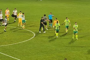 Έντονες διαμαρτυρίες σε Dechepy (φώτος)