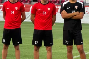 ΦΩΤΟΣ από την ερυθρόλευκη πρώτη 
