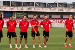ΦΩΤΟΣ από την ερυθρόλευκη πρώτη 