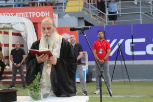 ΦΩΤΟΣ από την ερυθρόλευκη πρώτη 