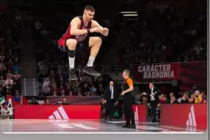  Γιος Κερεχέτα σε Ρογκαβόπουλο: “Θα μας λείψεις μ@λ@κ@”