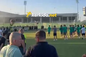 Τους χειροκρότησαν... για το "ευχαριστώ" (Βίντεο Kerkida)