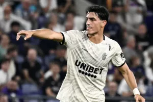 Τρέλα... για Στέλιο/Πάνω από 1 εκ. η Widzew Łódź - Ποιες οι απαιτήσεις της Charleroi