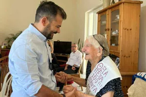 (ΦΩΤΟΣ) ''Ένας αιώνας αγνής και αληθινής αγάπης για την Ανόρθωσή''