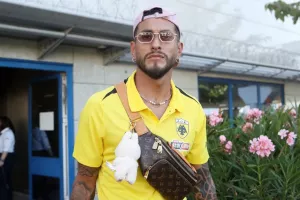 Eπέστρεψε από την Ολλανδία η αποστολή της AEK