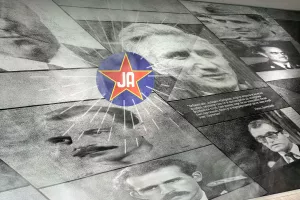 (ΦΩΤΟΣ kerkida) Εμβληματικές προσωπικότητες του ένδοξου παρελθόντος 