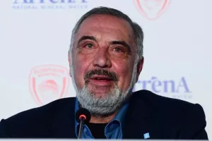 Τσάκος για το ενδεχόμενο ονοματοδοσίας του ΣΕΦ: “Πιστεύω ότι το Red Arrena ταιριάζει”