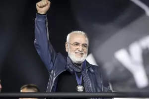 Ο Ιβάν Σαββίδης προσγειώθηκε με ελικόπτερο στην Τούμπα