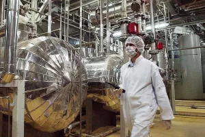 Υπάρχει κίνδυνος διασποράς ραδιενεργών υλικών από τις βομβαρδισμένες πυρηνικές εγκαταστάσεις