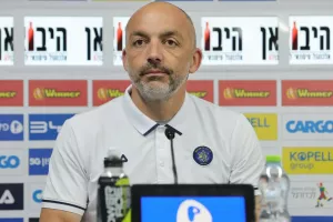 Κόουτς Μακάμπι/"Μπορεί να κερδίσουμε 3-0, μπορεί να μας κερδίσουν 3-0"