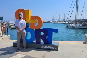 Επισκέφθηκε τη Λεμεσό και το γήπεδο του FIBA EuroBasket 2025 ο πρώην NBAer Νίκολοζ Τσκιτισβίλι