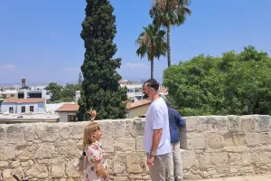 Επισκέφθηκε τη Λεμεσό και το γήπεδο του FIBA EuroBasket 2025 ο πρώην NBAer Νίκολοζ Τσκιτισβίλι