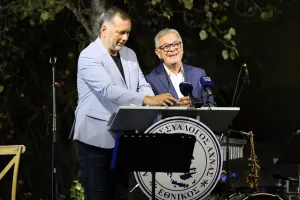 ΦΩΤΟΣ-Εκδήλωση μνήμης και ελπίδας του Εθνικού