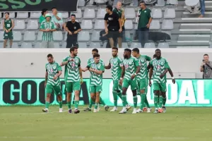 Άρης- Puskás Akadémia: Στο…φινάλε διόρθωσε κάπως το μπλακ-άουτ!  (Φώτος)
