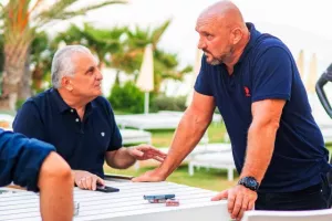ΝΕΟ φωτορεπορτάζ/ΑΝΟ