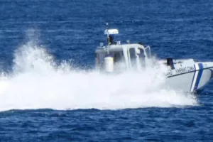 Σκάφος της Frontex βυθίστηκε στη Λέσβο 