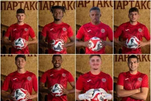 Οκτώ νέες μεταγραφές στον Σπάρτακο